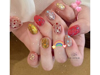 ザ デミュア 高田馬場店/かわいいドットネイル