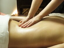 ルッカ(lucca)/自律神経の乱れには背中から！