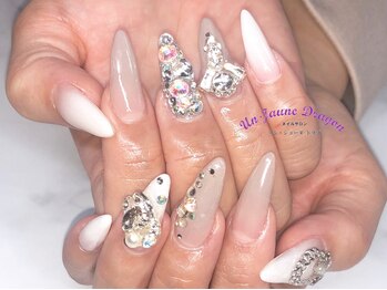 アン ジョーヌドラゴ/【ロングネイル】キラキラネイル