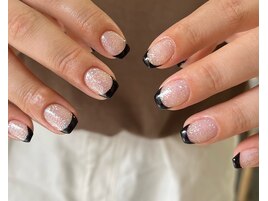 ラメベースフレンチネイル