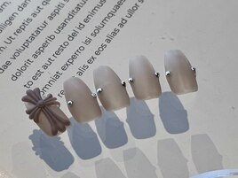 大人気！マットネイル×クロム