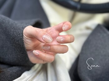 セン(Senn.)の写真/定額コースで最旬ネイル!sheer pearl×dark nuance 多層アートが織りなす、芸術的×知的なモードスタイル。