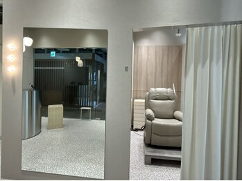 グランチャリオット 吉祥寺(GRAN CHARIOT)の写真/《吉祥寺駅近/完全個室》他店で断られたダメージ毛の方も歓迎◎自まつげを育みながら彩る大人のアイサロン