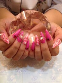 ピンクツィードネイル
