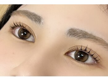 ルリアン 稲荷口/自まつ毛で目力UP！！