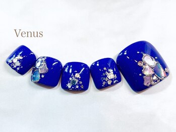 ビーナス(Venus)/シェルビジューネイル