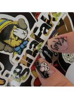 KAWS ( カウズ )ネイル