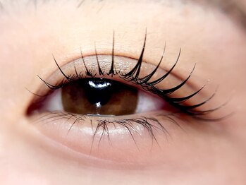 ビーレミーヌ 小幡店(Bremine)/束感まつ毛パーマ