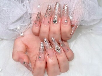 プティ アイビューティ 北浜店(peTiT eyebeauty)/ホログラデーション　長さだし