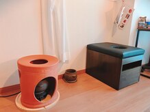 カレント(current)の雰囲気（よもぎ蒸しお好きな椅子を選べます！ペア割りもあり）
