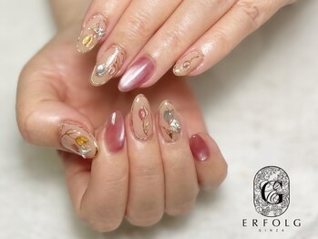 エアフォルク 銀座(ERFOLG)の写真/毎月2回新作デザインを更新♪毎回必ず新しいアートに出会えます★イベント前のネイルもお任せください！