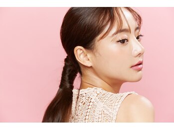 アプリーレ(Aprile)の写真/【垢抜けの近道は目元から】モチ重視さん大集合♪話題のLEDラッシュでキープ力UP!!LEDブラックを使用★