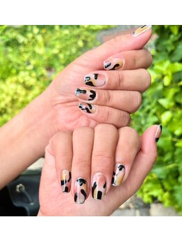 アバンギャルド(Avantgarde)/【福山市ネイル】50代ネイル