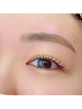 キキ(kiki)/アイブロウandまつげパーマ