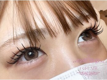 アンフレア(UnFLAIR)の写真/カウンセリングを重視した丁寧な接客とプロの施術★【まつ毛パーマ¥5500/フラットラッシュ120本¥6980】