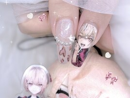 痛ネイル 推しネイル フレンチ