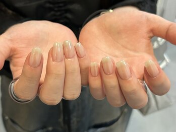 ホワイトミラー : yuua