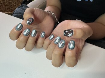 ネイル スタジオ ブルーミー(Bloomy)/ミラーチークネイル