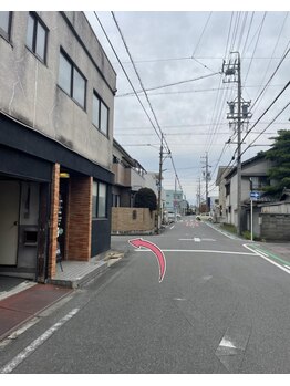 リベラ 一宮店(Libera)/左折後すぐまた左に曲がります