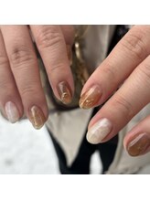 ヌエボ ヘアー ネイル(NuEvo hair Nail)/