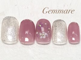 キラキラ春の小花ネイル