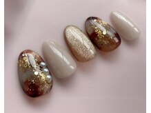 ヌークネイル(Neuk nail)/10月の定額アート