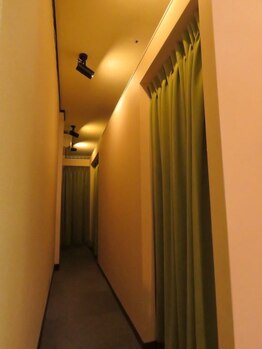 癒しの里 浜松駅前店/お店の内観