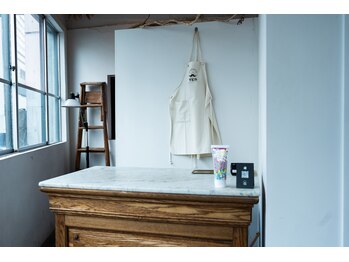 イエス 大阪難波店(YES)/なんば駅から徒歩2分？！