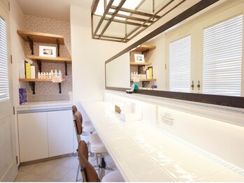 アイラッシュメゾンアンドゥ (eyelash maison undeux)/