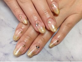 ゴールドラメグラネイル