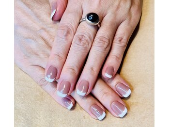 ブランシュ 藤沢(Blanche)/フレンチネイル白