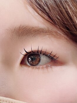 チオン アイラッシュ(CHION eyelash)/