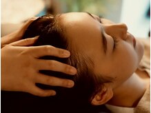 ヘッドスパ講師の施術によるドライヘッドスパはリピ率95%以上!