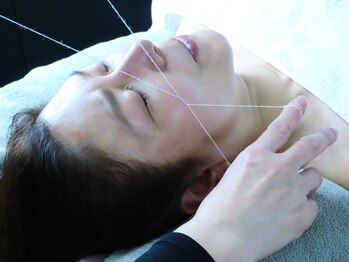 エステサロンセイ(SEI)の写真/理想のツルツル肌へ！糸脱毛で毛穴ケア＆顔の産毛と角質を同時に処理☆