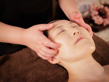 ラヴィアンローズ(La vie en Rose)/小顔ケア♪