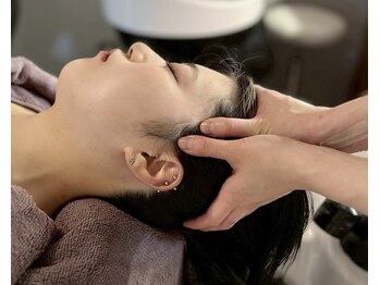 シャウルデッサン(CHARLESDESSIN)/骨格補正スパ