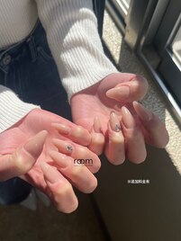 シンプルネイル×パーツ