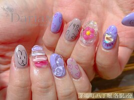 茅場町　個性派　えんぴつアート