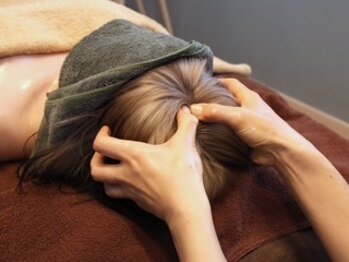 メルティーハート(MELTYHEART)/リフトアップ効果◎ヘッドスパ