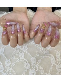 派手かわキラキラピンクネイル