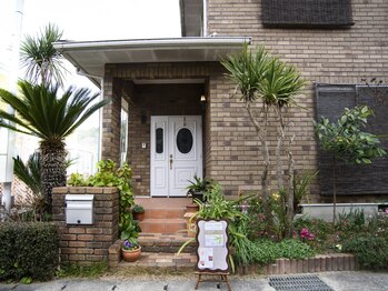 サロン パキラ(Salon pakira)/