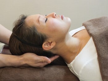 キヅカイロプラクティック アネックス(KIZU ANNEX)/首・背中の施術　※コロナ対策中