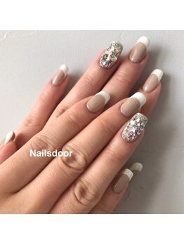 ラボラトリーヴォルズ(LaboratoryVors)/フレンチネイル