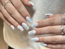 水色チークネイル