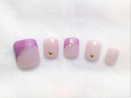 【フット】爪を削らないジェル