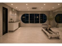 女性専用ピラティス＆パーソナルジムLAIT GYM 西宮北口店【8/17 NEW OPEN（予定）】の雰囲気（西宮北口駅徒歩2分！通いやすさ抜群の好立地）