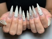 グロッシーネイル 爪屋 布施店(Glossy nail)の雰囲気（美フォルム長さ出しシンプルデザイン）