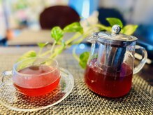 フェイス アンド ボディ ピーク 池袋サロン(FACE&BODY PEAK)の雰囲気（施術後はゆっくりハーブティーを飲んでリラックス）