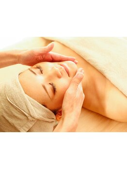 ホウレイ線・たるみ改善！予防ケア