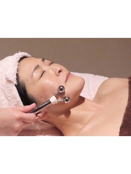 ホウレイ線・たるみ改善！予防ケア